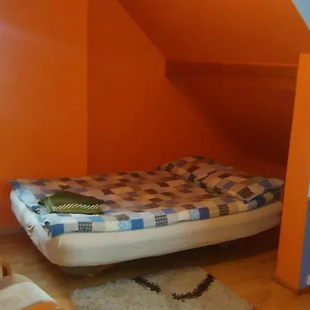 Przytulny Kat Apartment Bialowieza Exterior photo